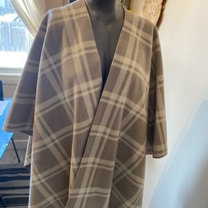 Eivissa polyester neutral one size cream poncho/cape…